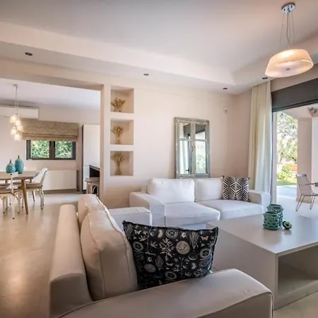 ヴィラ Luxury Villa With Pool *